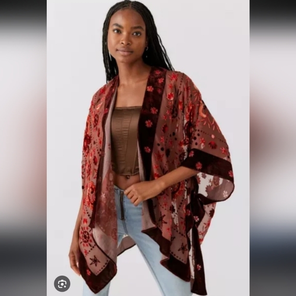 Urban Outfitters Cyra Velvet Ruana Brown Burnout Velvet Kimono O/S EUC - Picture 1 of 8